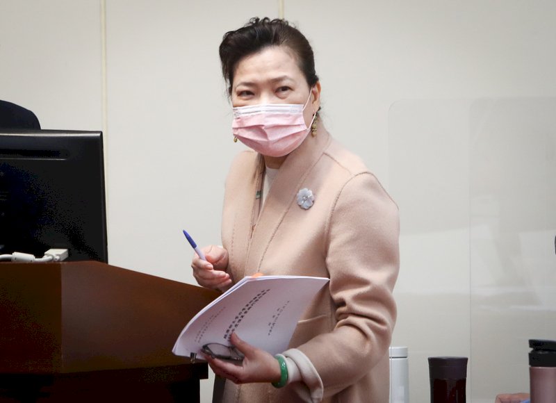 三接對藻礁衝擊的真相為何？ 王美花：真的沒有蓋在藻礁上
