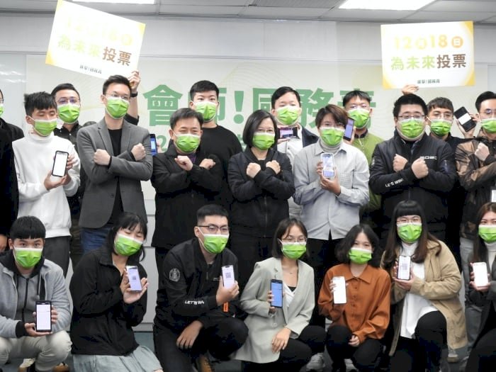 「國務青」與蔡總統面對面談公投 分享街頭宣講「四個不同意」