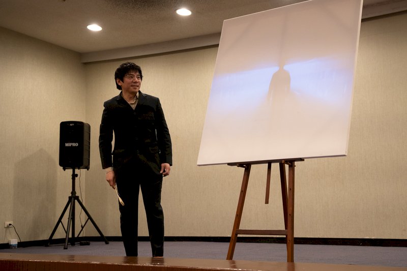 ◎臉書直播：笑聲也是商品、俏臀賣價更高！虛擬世界中，NFT平台什麼奇怪的東西都可以賣…