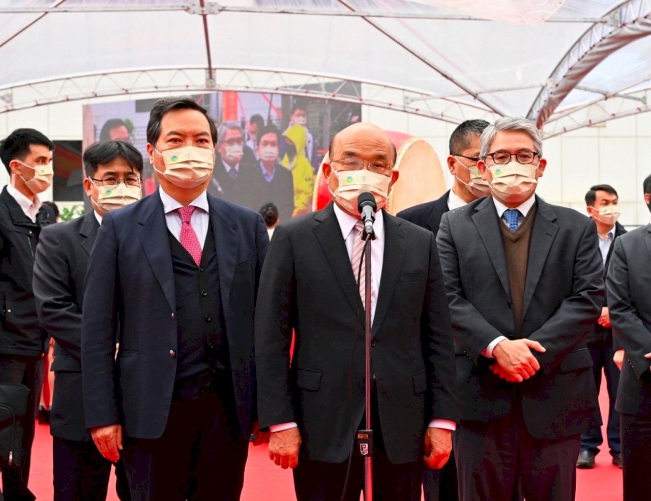 總預算逕付二讀引爭議 蘇揆：真不知道國民黨還要亂到何時