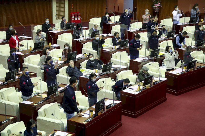 北市議會決議 共機若續擾台就凍雙城論壇預算