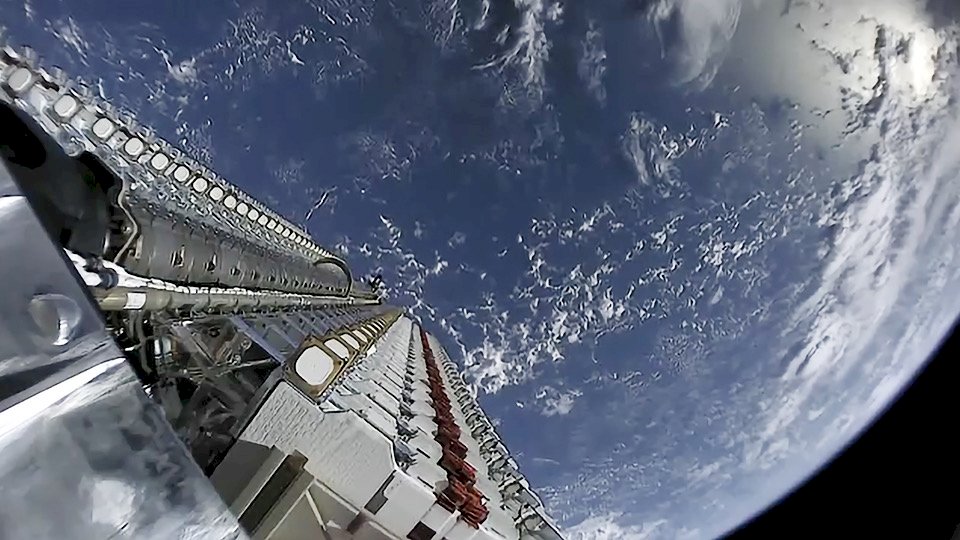 加薩通訊中斷 馬斯克將助援助組織取得星鏈網路