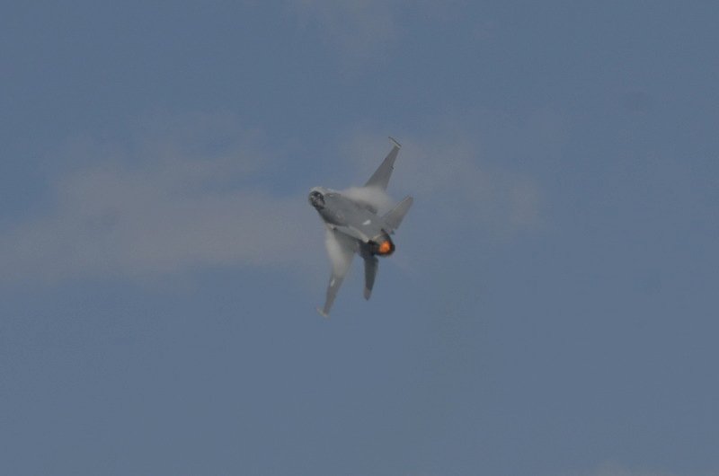 空軍F-16V戰機失聯 國防部、國搜中心緊急搜救