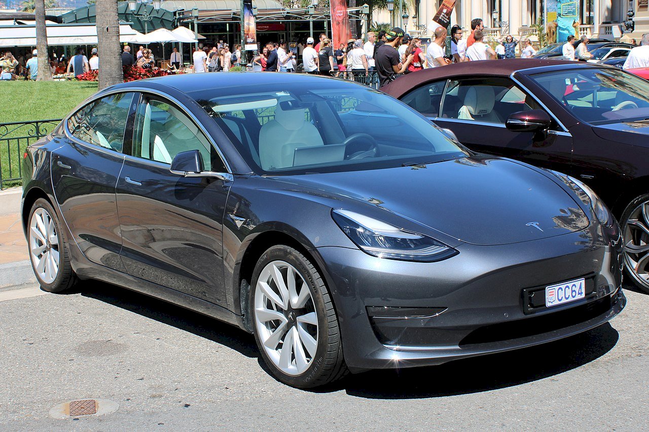 特斯拉在美中召回67.5萬電動車 引發安全疑慮
