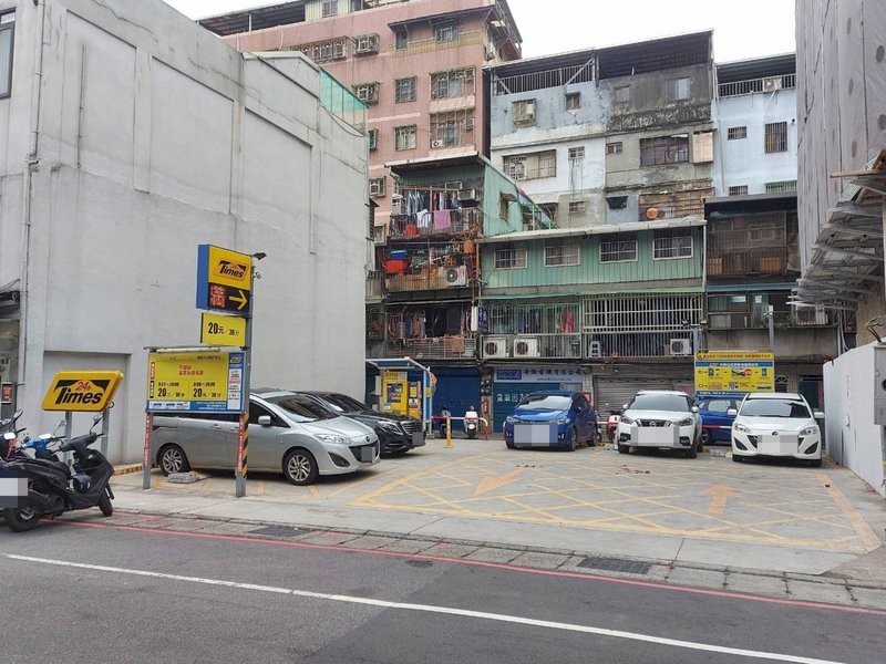 內政部修法 使用鄰地設停車空間 地主可明定期限
