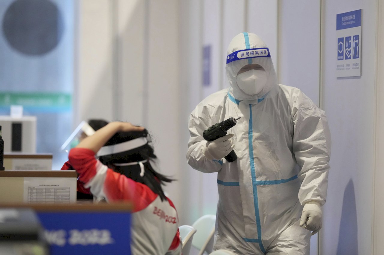 疫情狂襲 中國為何執意要清零？一場封城的政治戲碼正在上演