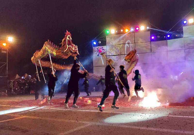 苗栗客家慶元宵壓軸 𪹚龍之夜震撼十足