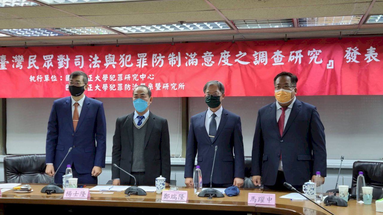 110年整體治安滿意度5成  逾8成民眾肯定警察維護治安工作