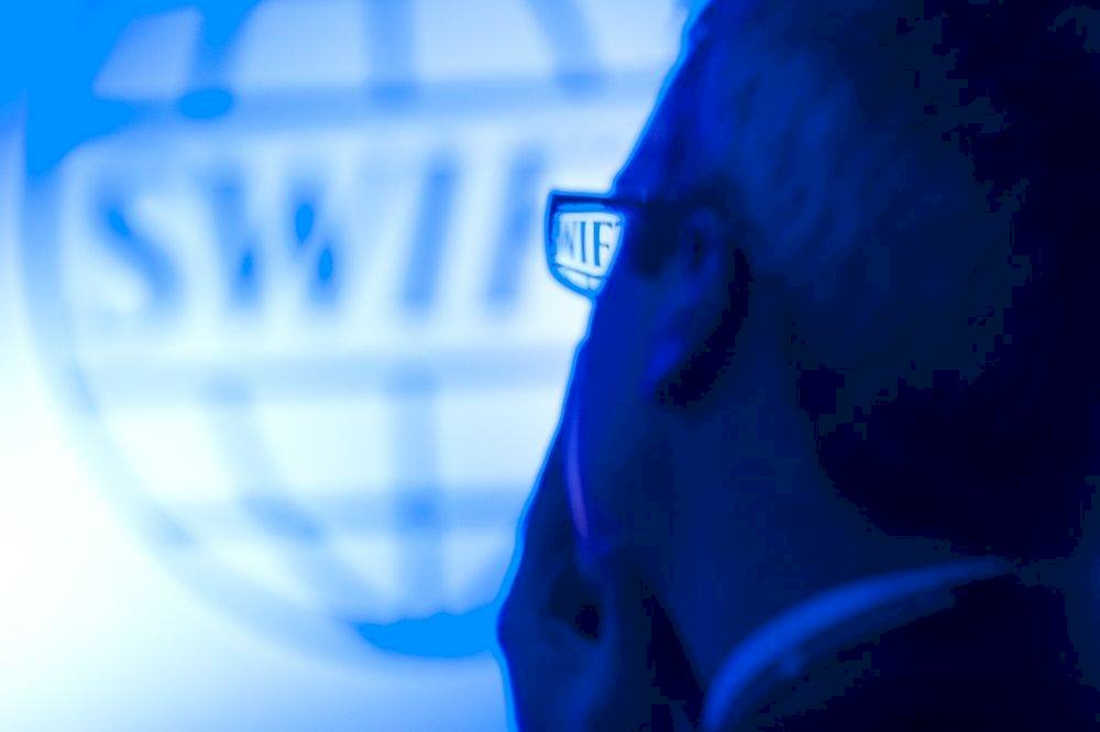 俄羅斯被踢出SWIFT  法人：對股市正向但需留意通膨風險
