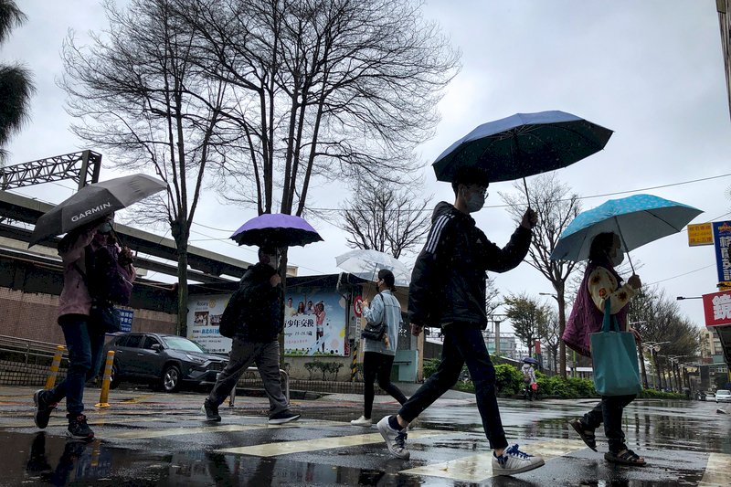 梅雨鋒面影響全台天氣不穩定  易有短延時強降雨