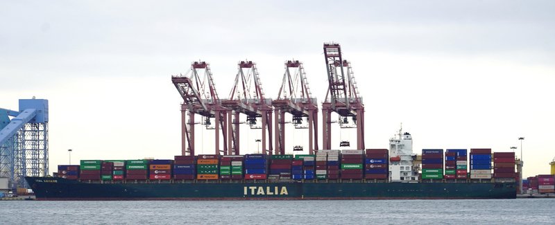 2 月出口年增34.8%歷年同月最佳 連20個月正成長