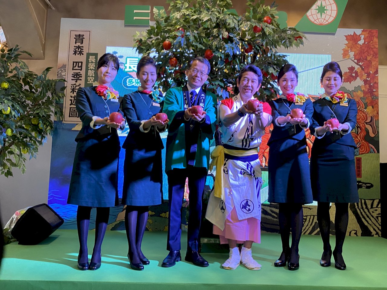 長榮攜手日本青森辦特展 看好疫後旅遊機票肯定漲
