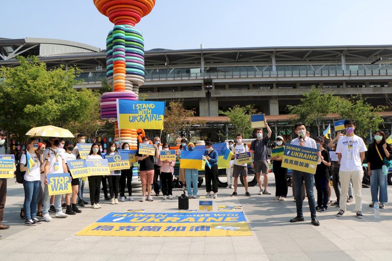 聲援烏克蘭集會台中登場 民眾站出來相挺