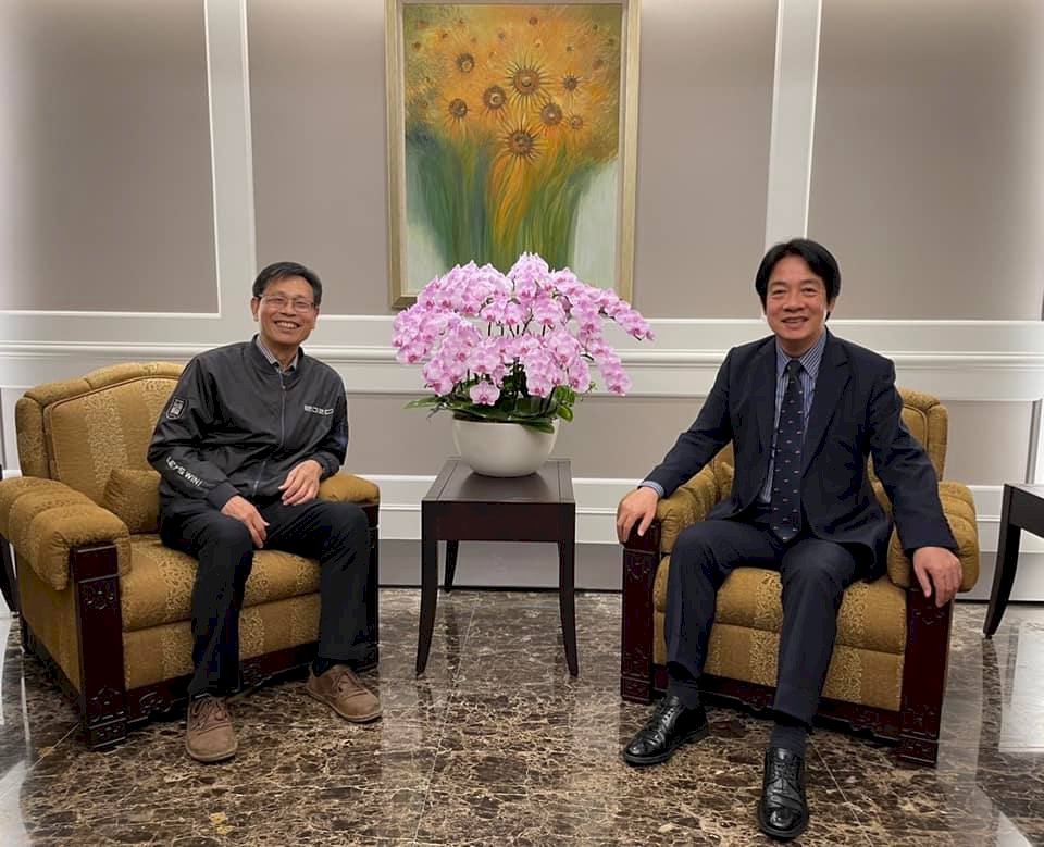 多年戰友黃先柱辭世 賴清德忍悲趕回台南見最後一面