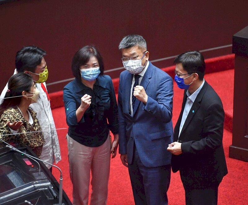 帶職參選引發議論 蔡其昌：整合內部意見後再整體評估