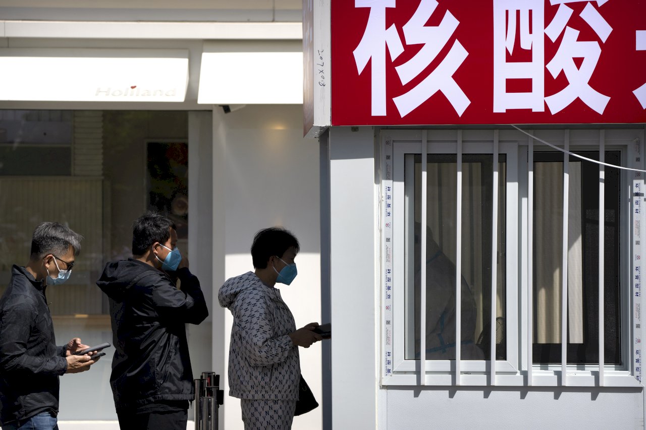 北京累計逾800病例 官方指疫情防控陷膠著