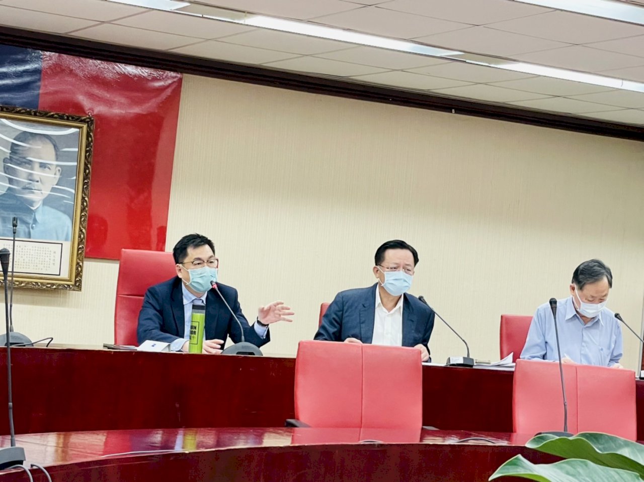 陳宗彥召集全國消防首長 整備救護量能需求
