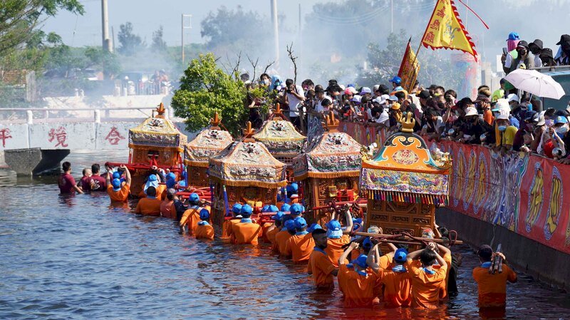 嘉縣衝水路迎客王祭典  祈求疫情早日退散
