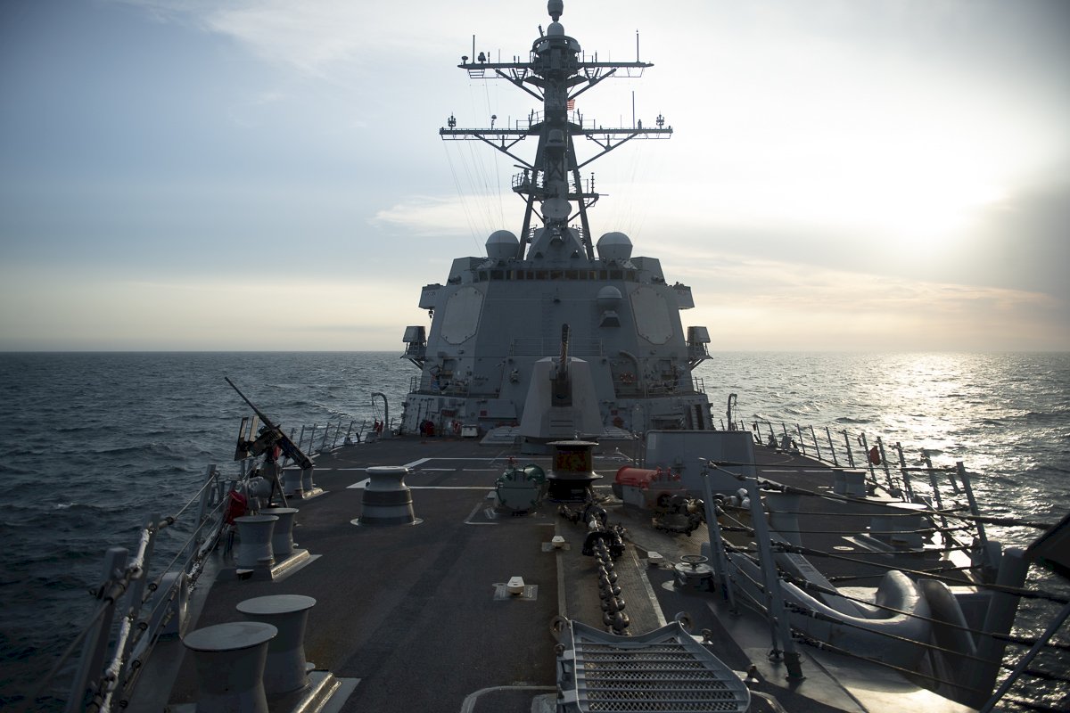 美驅逐艦通過台灣海峽 展現對自由開放印太承諾