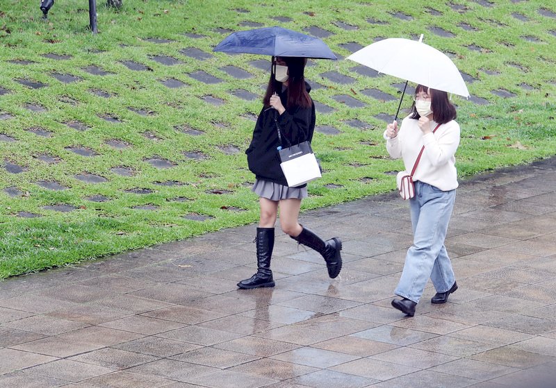 天氣逐日回暖漸趨穩定 母親節全台轉雨持續至9日
