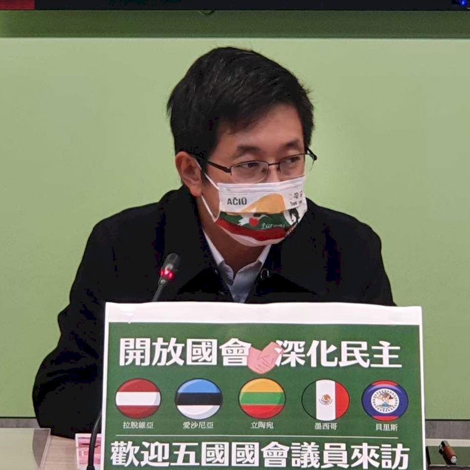 立院一天內兩立委確診 視情況啟動協商是否採視訊會議