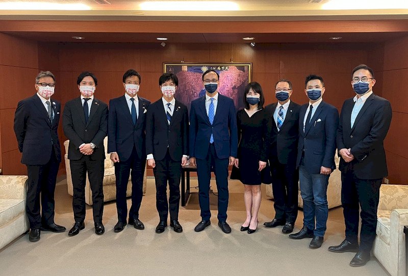 會自民黨青年局訪團 朱立倫盼強化台日夥伴關係
