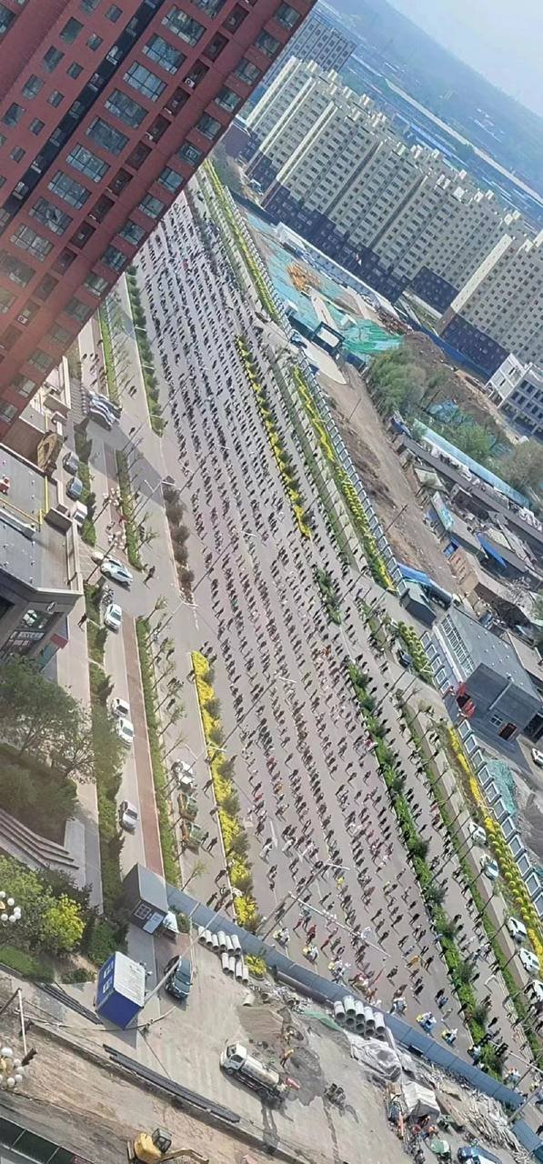 台北-北京：北京防疫動態清零、習近平治理民間資本不鬆手、中國挺烏克蘭？！