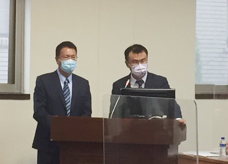 「以篩代隔」有黑數 傳持他人快篩陰入批發市場 陳吉仲：少數的少數