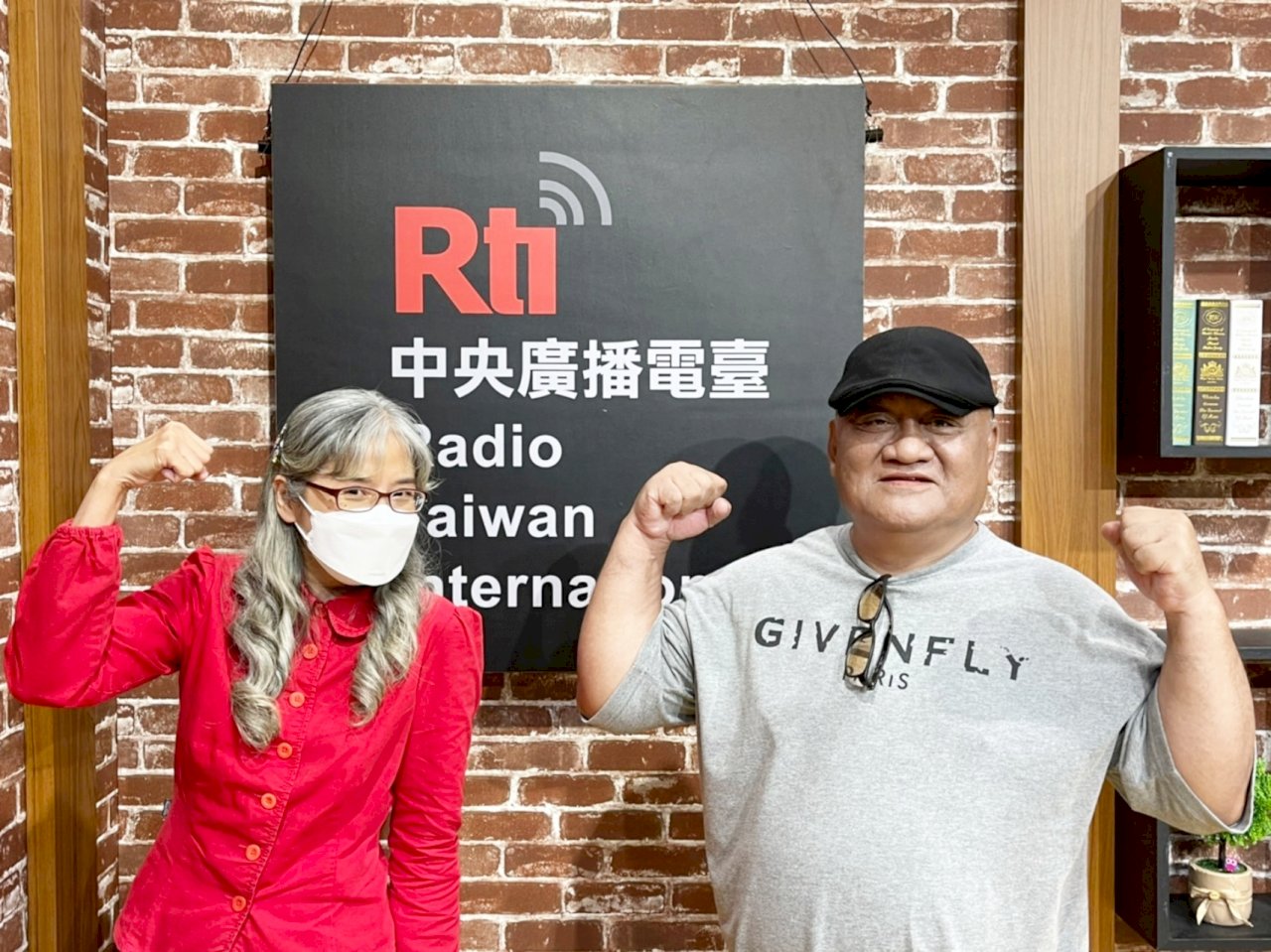 排灣族頭目歌手，林廣財