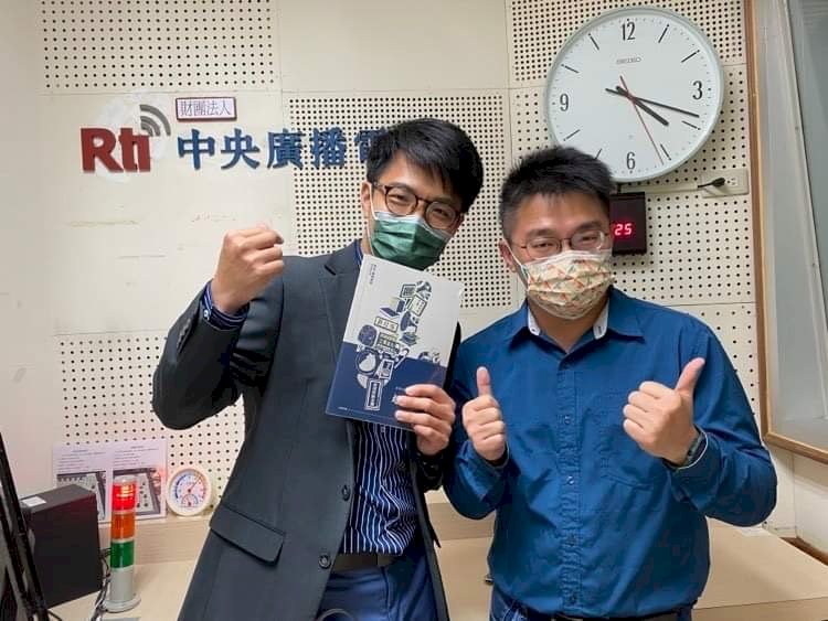 夜市放送頭｜藍士博 史明歐吉桑的事工伊來擔