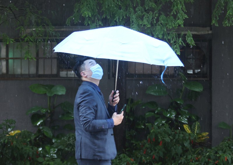 未來一週高溫達30度  31日台北、東部防大雨