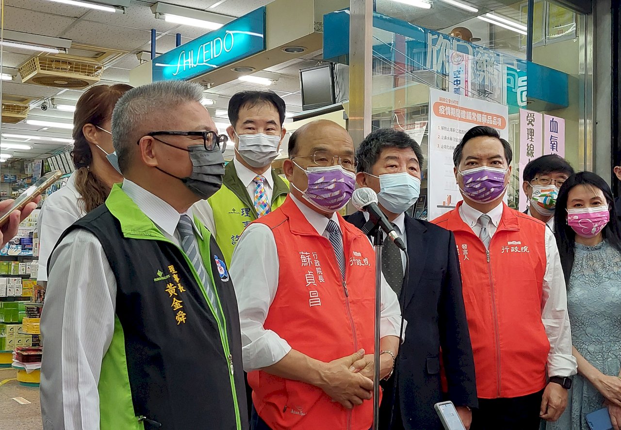 蘇揆：0至6歲兒童免費領5劑快篩 確診者居隔單下週起可線上下載