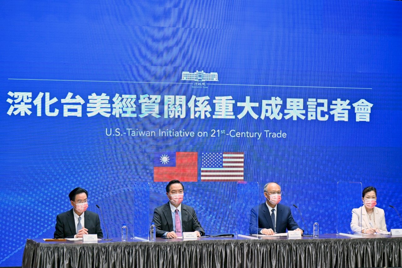 台美21世紀貿易倡議啟動 鄧振中：盼能簽署一項或多項協議 (影音)