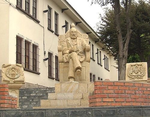 讀40年也不畢業 玻利維亞恐龍大學生再掀爭議