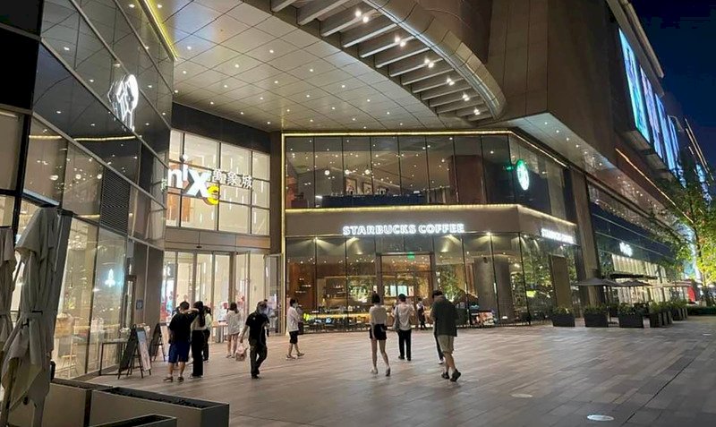 解封近1個月  上海29日起有條件恢復餐飲內用