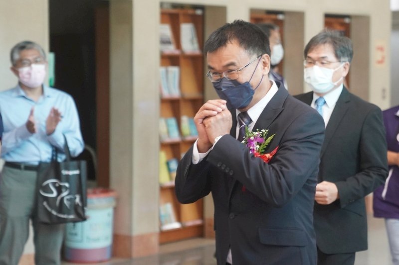 陳吉仲：無科學根據病毒透過農漁品包裝傳染人