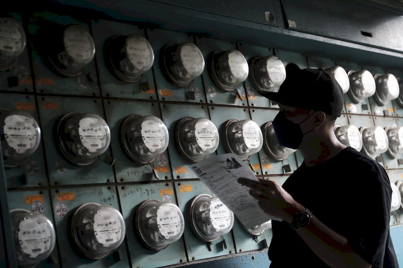 經濟部拍板電價凍漲 高壓用戶夏月電價延長1個月
