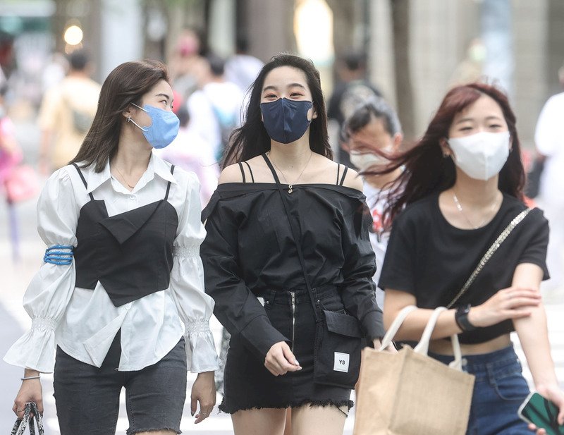 各地高溫悶熱  東南部及恆春半島雨勢增