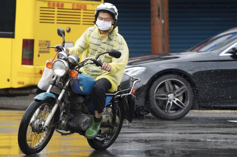 天氣不穩定 南部注意短暫陣雨或雷雨