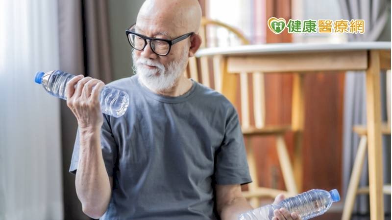 你出現功能衰退徵兆了嗎？9動作提升肌力、靈活度