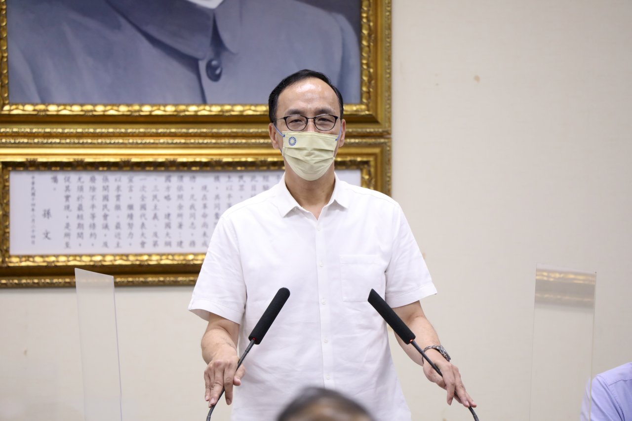 國民黨下半旗哀悼安倍 朱立倫：表達尊敬與謝意