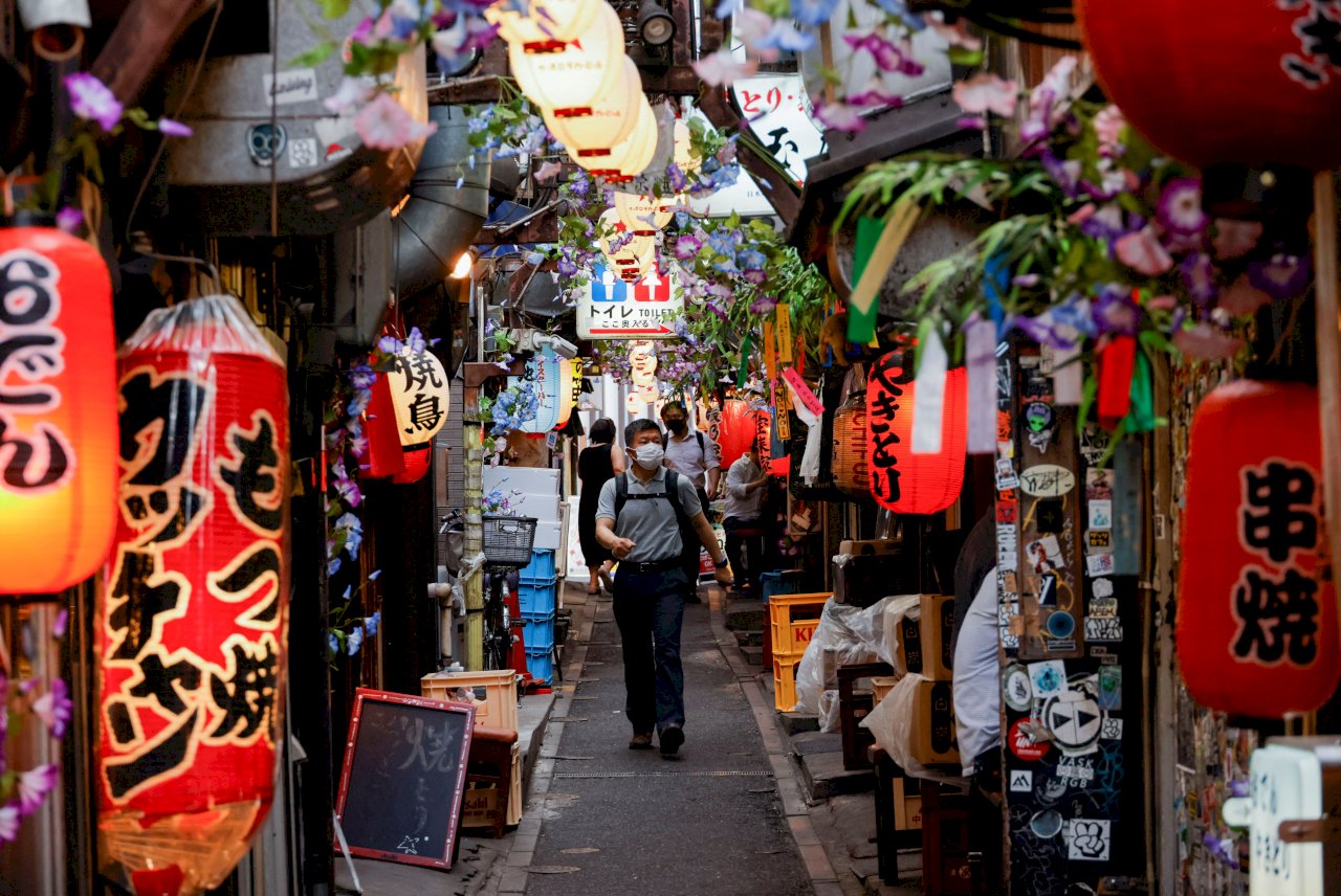憂第七波疫情來襲！日本單日確診4.8萬