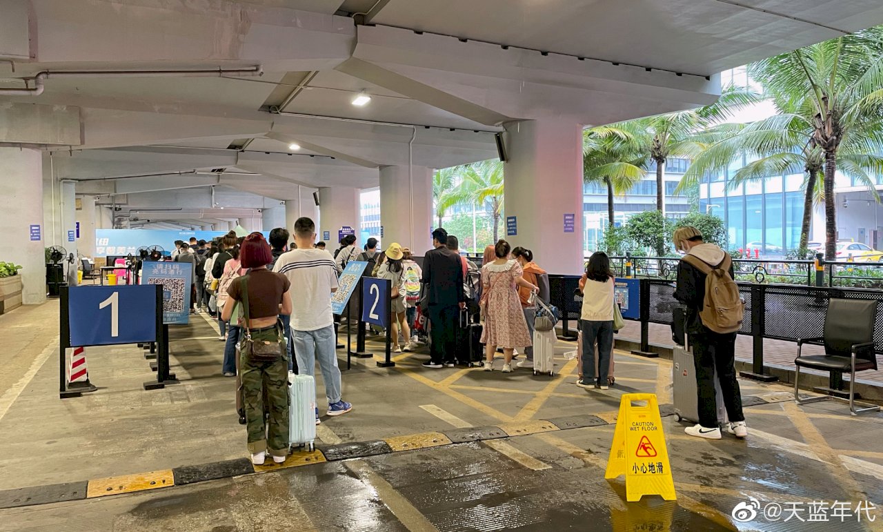 中國本土聚集疫情擴散 海口等多地臨時管控