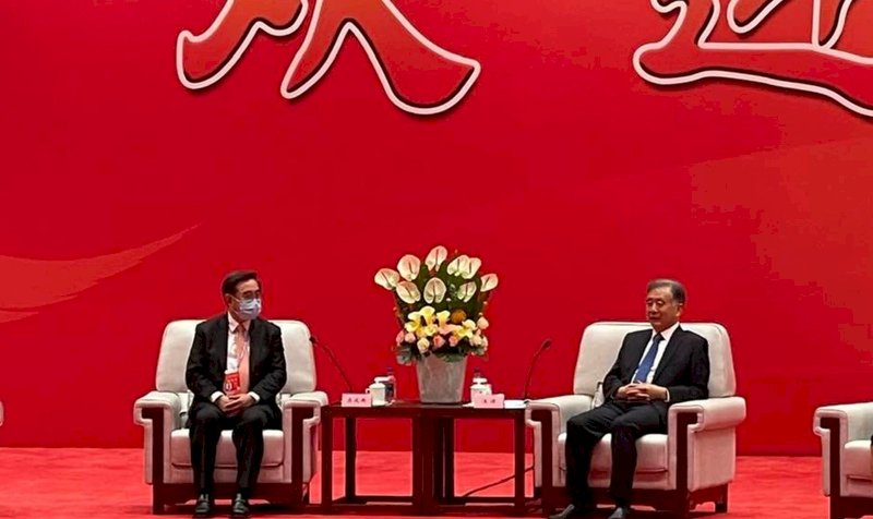 海峽論壇大會開幕前 汪洋先見吳成典