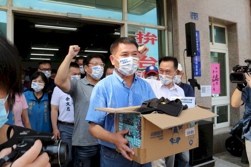 撤換苗栗縣黨部主委 國民黨：鍾東錦無法全力輔選