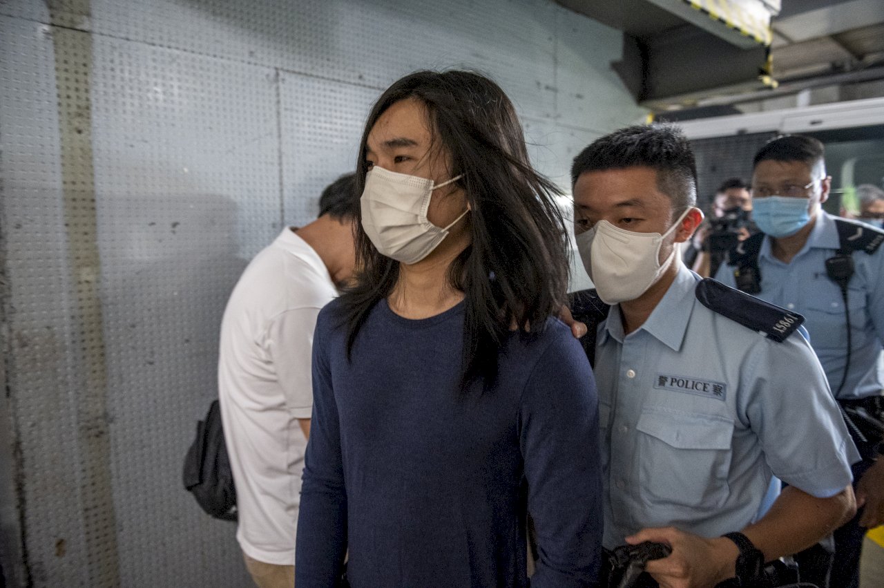 曾遭港警槍擊 香港反送中示威者「被電視認罪」
