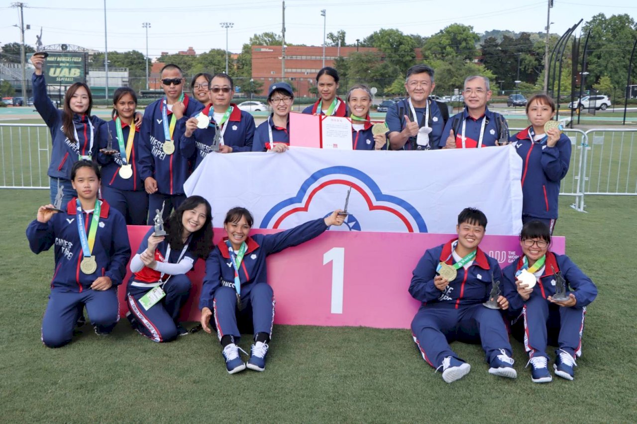 台灣女子拔河隊世運5連霸 蘇揆PO文：五告厲害！
