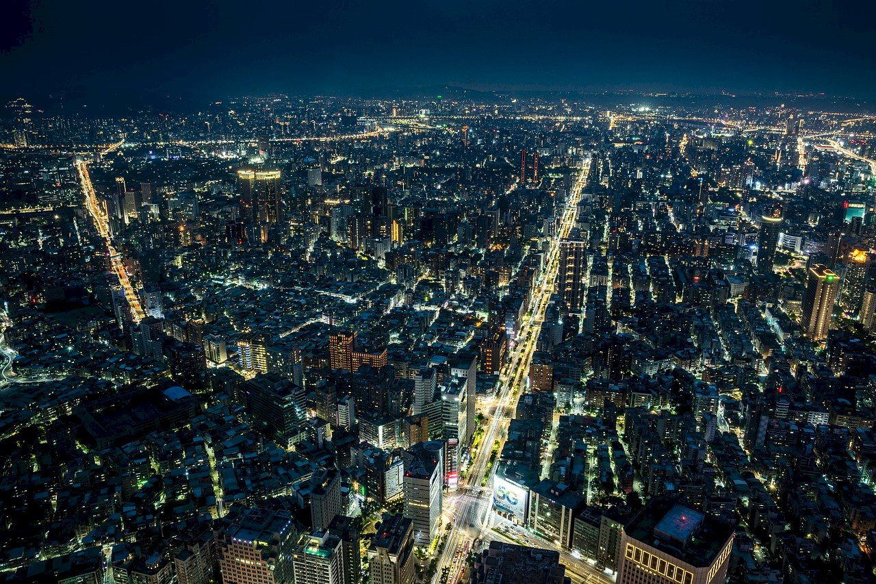 新版電力供需報告出爐 2028夜尖峰備用容量率高達22.5%