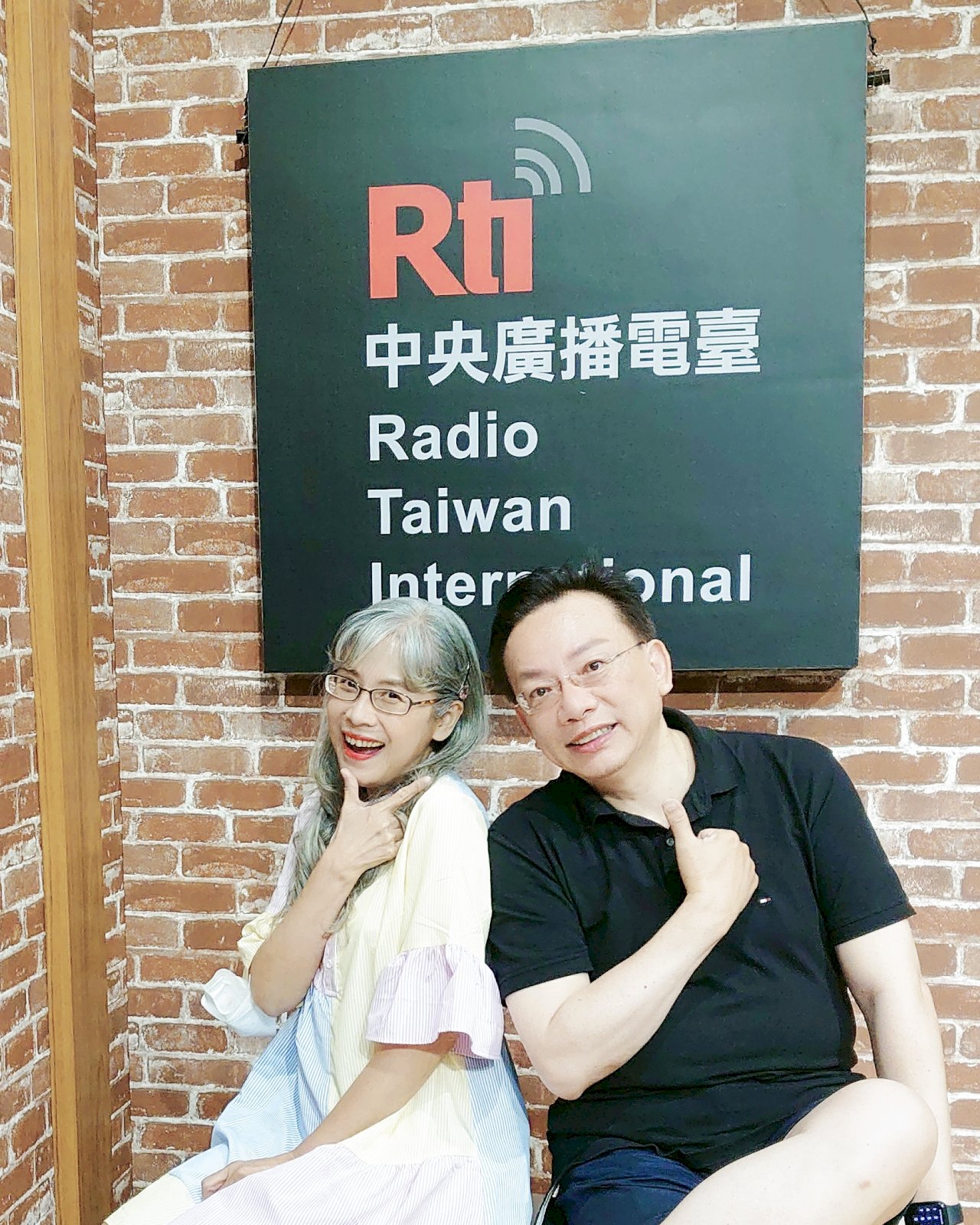 台灣第一位吉他博士~簡英材