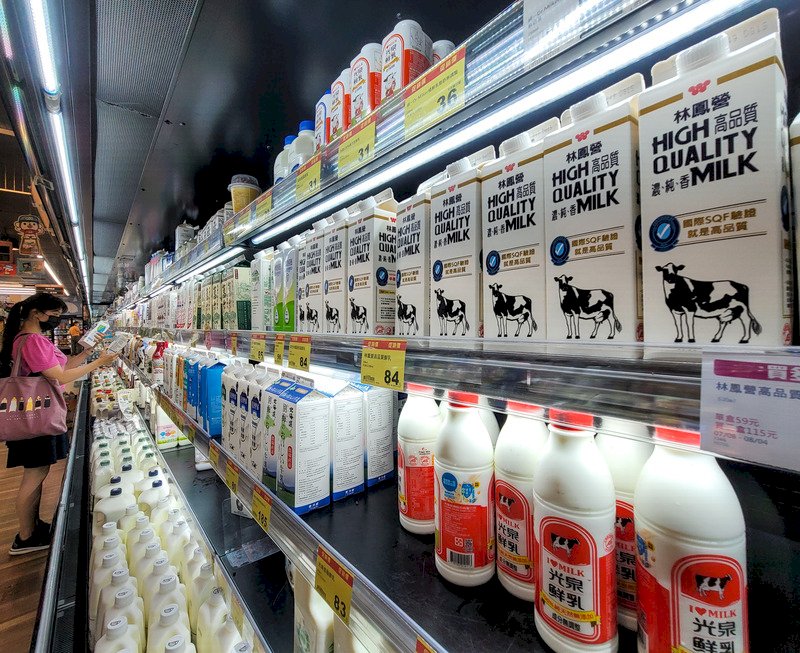 有標章才能叫「鮮乳」 新制2026年7月上路